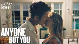 Bea & Ben Finally Kiss