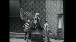 Cache-toi dans la malle! (1906)