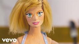 Fergie - Love Is Blind