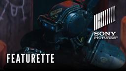 Chappie Featurette - "World's First Thinking Robot"