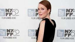 NYFF52 "Maps to the Stars" Red Carpet | Julianne Moore