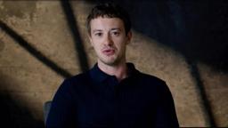 Joseph Quinn Micro Featurette