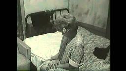 Something Weird 5 Minutes To Love (The Rotten Apple)