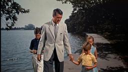 HOUSEBOAT HD TRAILER