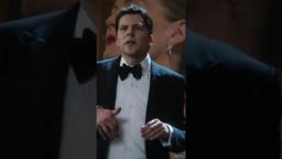 You know you want to see a magic trick.